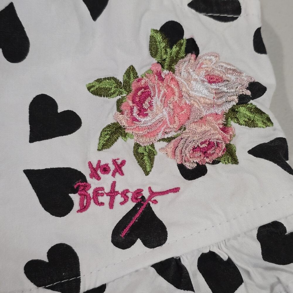 Betsey Johnson Baby Girls Floral Heart Ruffle 2PC Shorts Set White Pink 12M - Picture 4 of 7